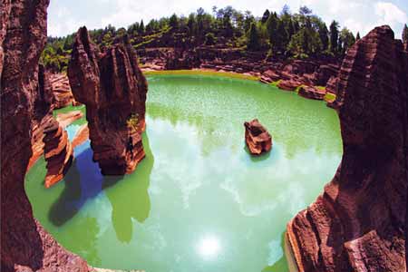 張家界、袁家界、天子山、紅石林、鳳凰古城四晚五日游